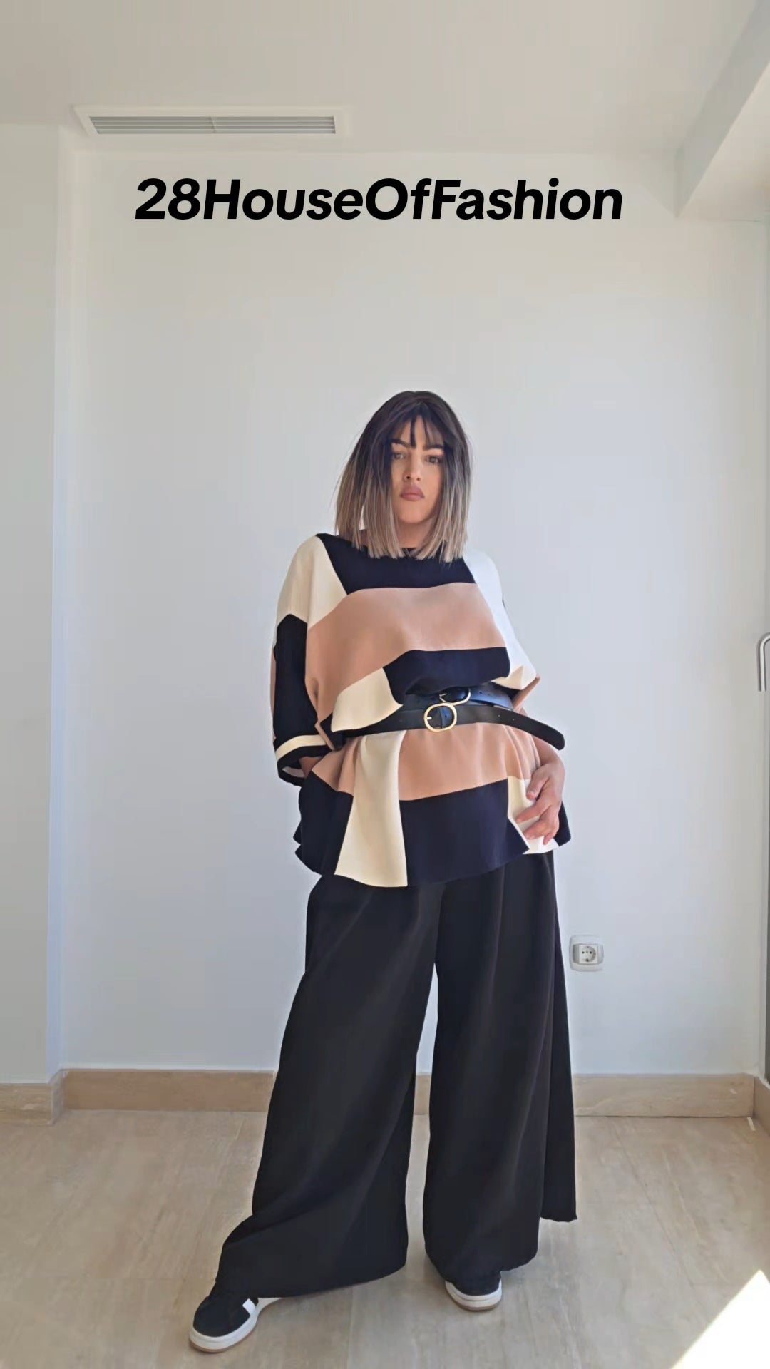 28 HOUSE OF FASHION KLEDING