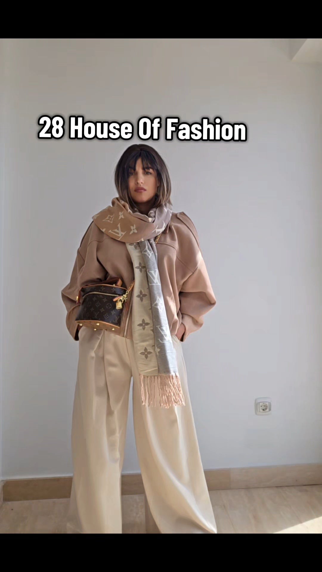 28 HOUSE OF FASHION KLEDING