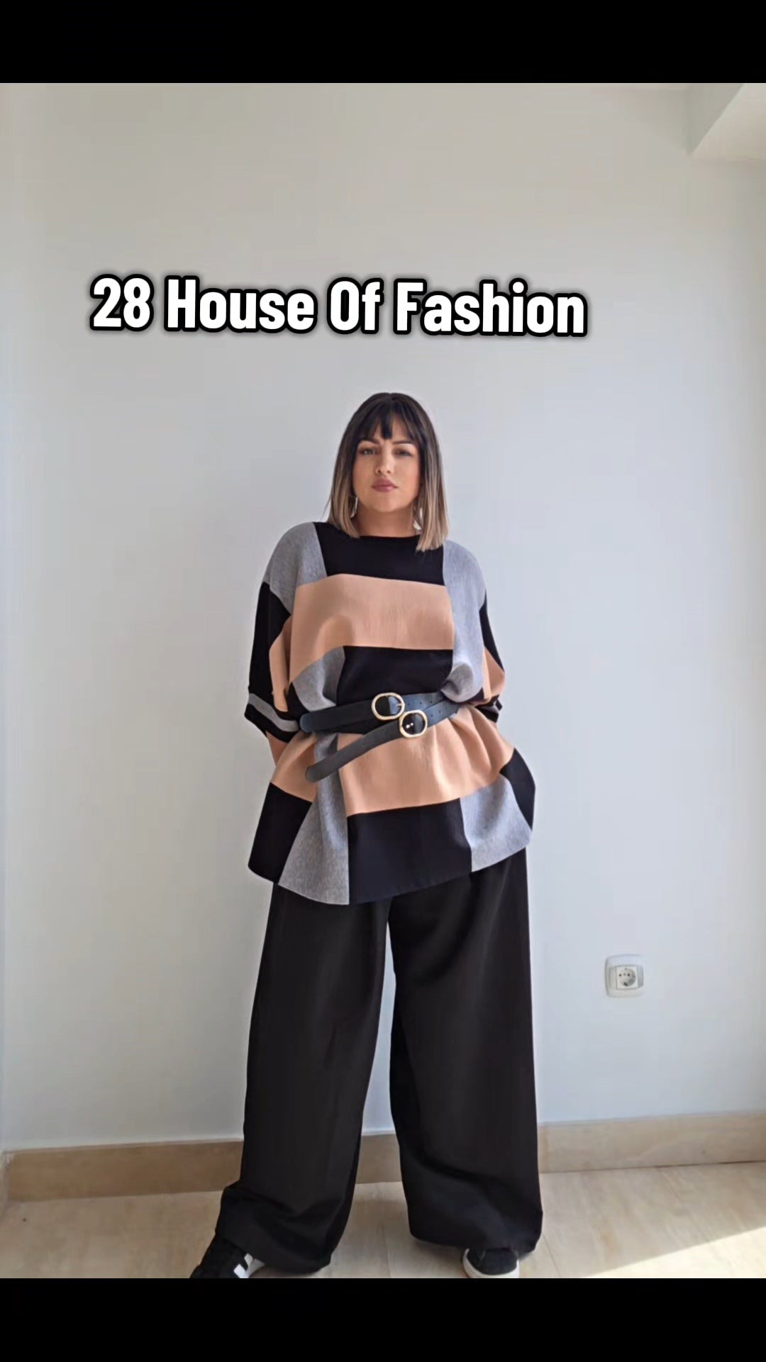 28 HOUSE OF FASHION KLEDING