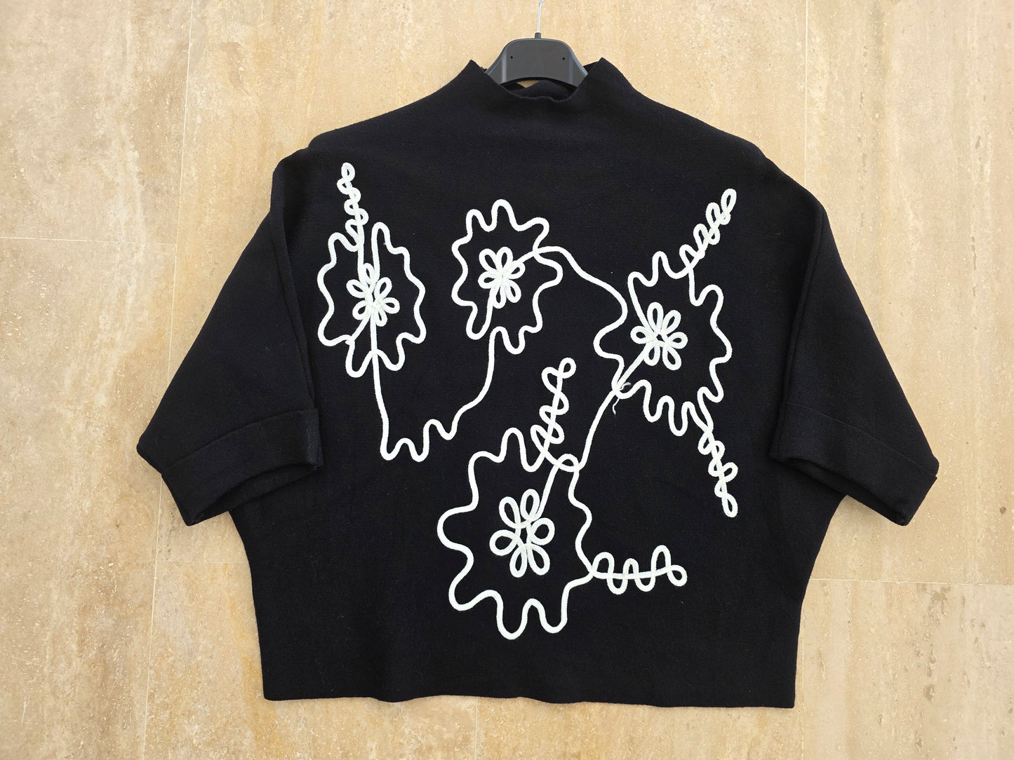 28 HOUSE OF FASHION KLEDING
