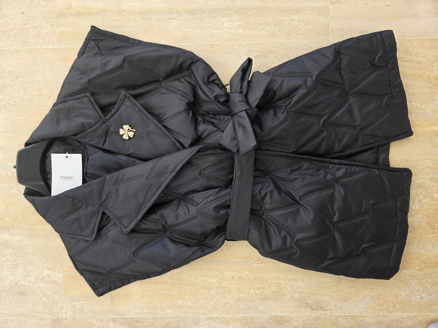 28 HOUSE OF FASHION KLEDING