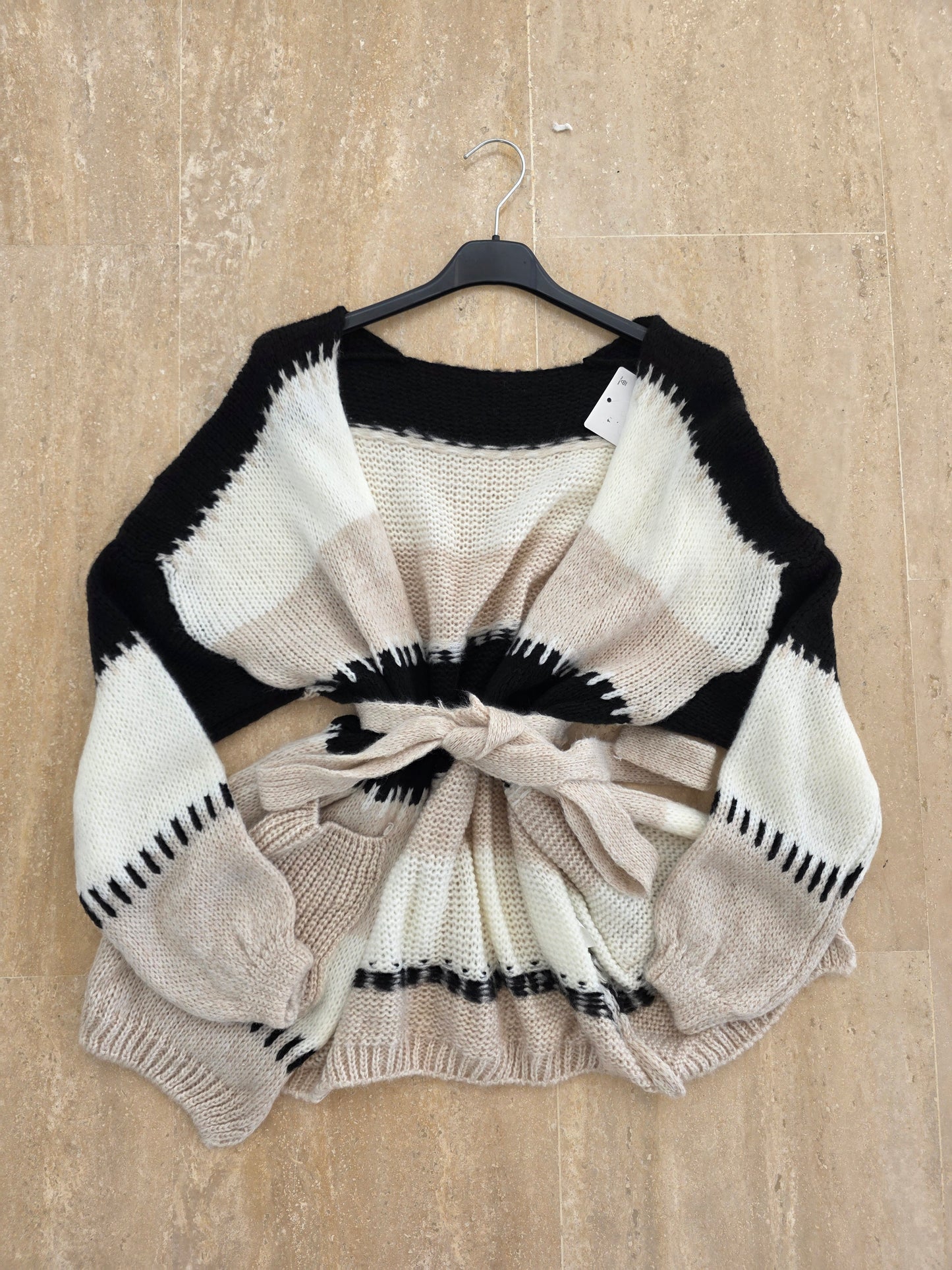 28 HOUSE OF FASHION KLEDING